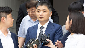검찰, 'SM 주가 조작 의혹' 카카오 김범수에 징역 15년 구형
