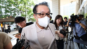 [단독] 김건희특검, '건진법사 거점' 충주 일광사 압수수색