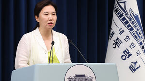 이 대통령, 미&middot;중&middot;일&middot;러 등 APEC 20개 회원국 정상에 초청 서한