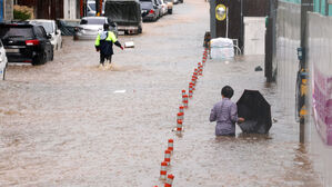 "난데없는 물벼락" 광주 백운광장 침수 피해 상인 분통
