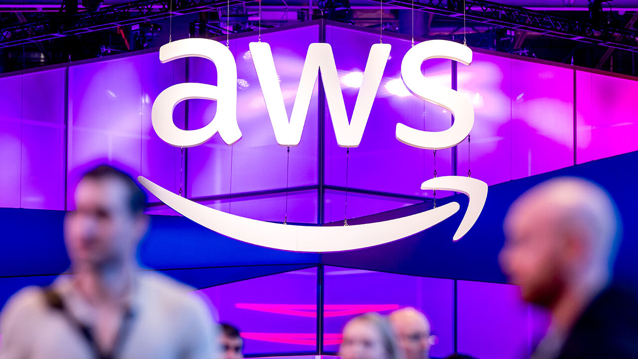 "아마존 AWS, 최소 수백 명 감원"…AI발 칼바람 현실화