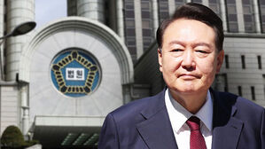 윤, 구속적부심 직접 출석…특검, 100여 쪽 의견서 제출