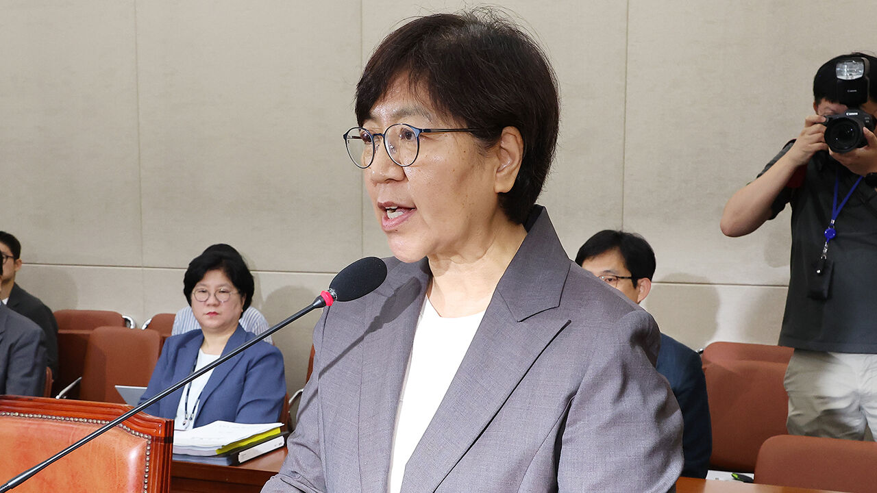정은경 "배우자 주식 시세 차익 사실 아냐…30년간 농사 지어"