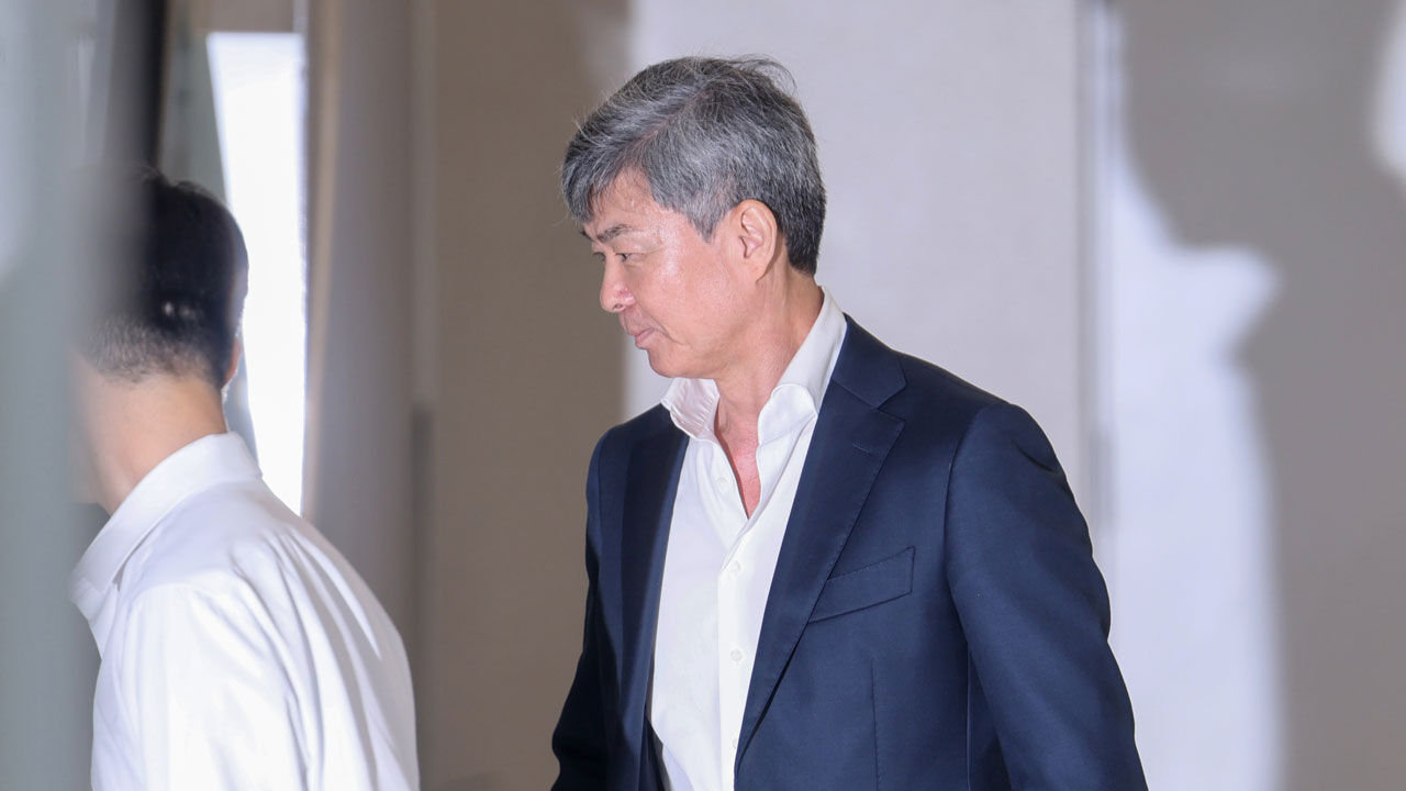 '김건희 최측근' 이종호 특검 소환…'주가조작 형량 로비' 의혹