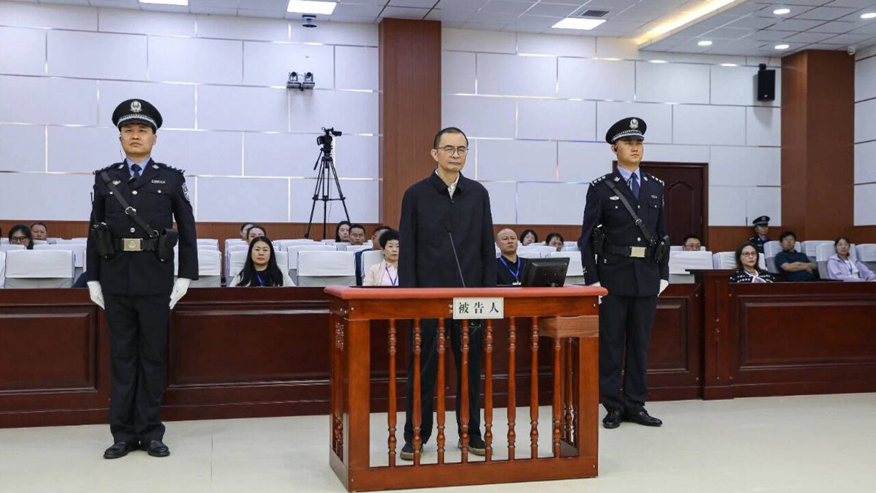 '500억대 뇌물' 중국 국유 방산기업 전 부사장 사형 집유