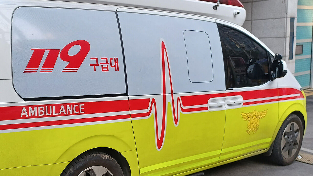 인천 연수구 SUV-화물차 충돌…운전자 1명 부상