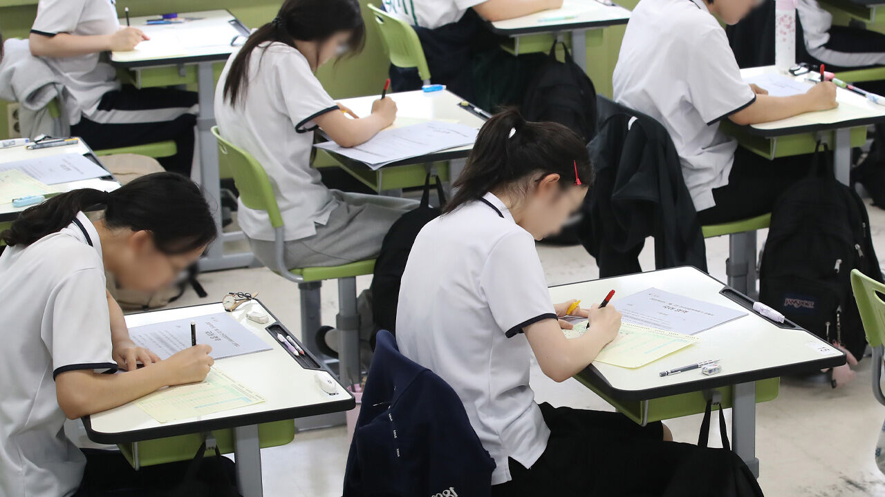 코로나로 떨어진 중고등생 학력 회복세…지역 간 격차는 여전