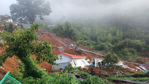 산사태로 통째 꺼진 산청 상능마을&hellip;이장 6분 전 방송, 주민 탈출
