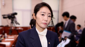 "의원-보좌관 갑질은 성격 달라" 대놓고 강선우 감싸기