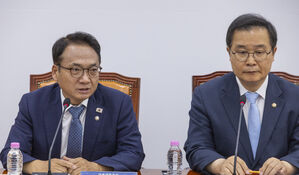 민주 "이 대통령 대북송금사건 조작기소 의심&hellip;검찰, 공소 취소해야"