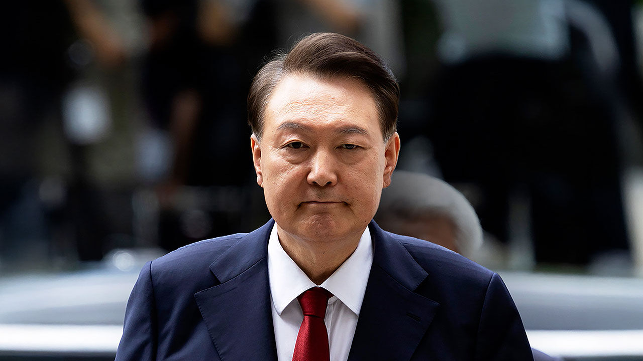 윤, 3주 연속 내란 재판 불출석…특검 "구인영장 발부 요청"