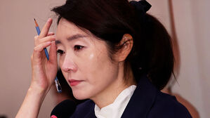 경찰, 강선우 출금&hellip;늑장수사 지적엔 "오히려 빨라"