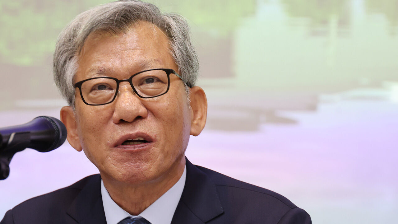 유홍준 국립중앙박물관장 "'한국미술 5천 년' 세계 순회전 열 것"
