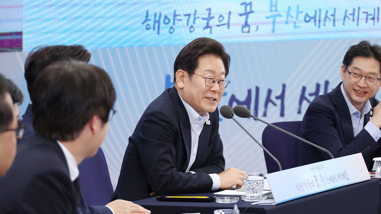 이 대통령, 폴란드·베트남·호주·독일 특사단 파견
