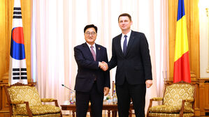 우원식 의장, 루마니아 상원의장과 "방산&middot;원전 협력 강화"