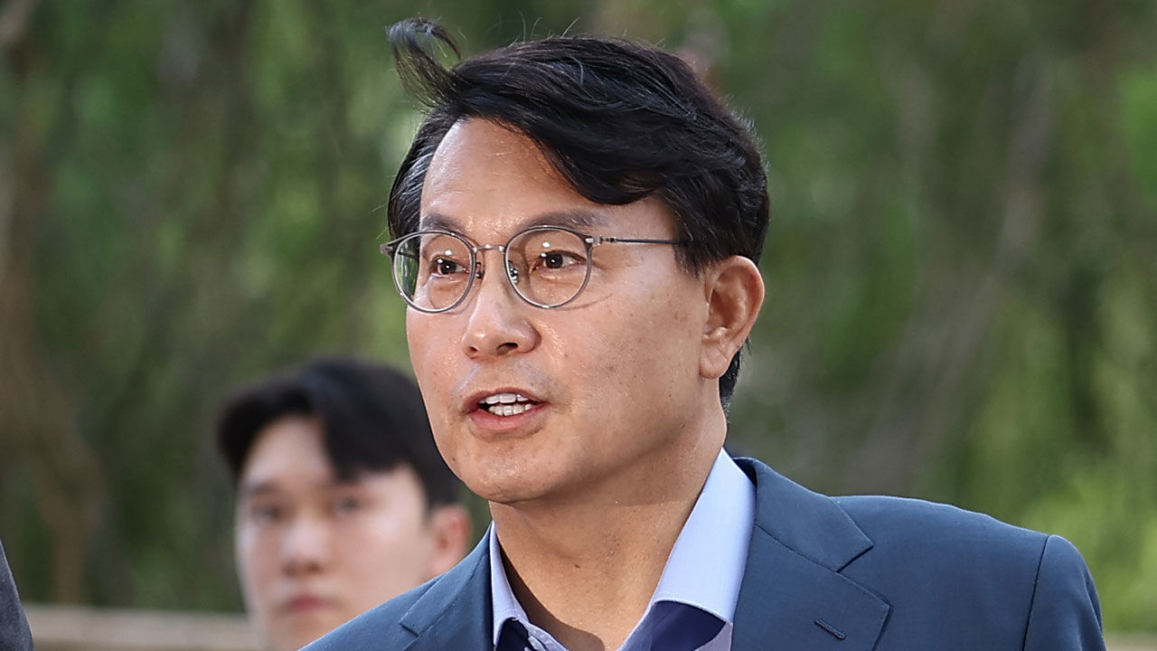 '공천개입 의혹' 윤상현, 특검 출석…"성실히 임할 것"