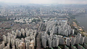 "살지도 않으면서"&hellip;오세훈, 외국인 주택 매입 규제 검토 지시