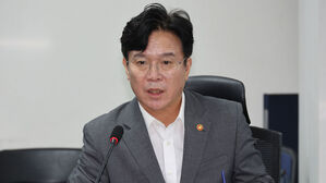 김영훈 노동장관 "체감온도 35도 이상시 야외작업 중단 적극 지도해야"