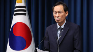 우상호 "독립기념관장, 발언 유의해야&hellip;대통령 생각과 배치"