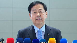 구윤철 부총리, 한미관세 협상 위해 미 출국