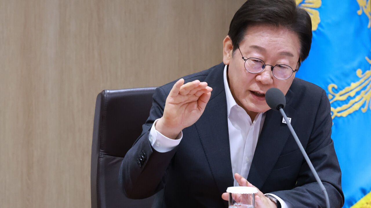 이 대통령 "장관취임사서 '내란' 싹 빼버려…국방일보 기강 심각"