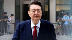 윤 체포영장 청구…수사 '거부' 개인소송 '골몰'