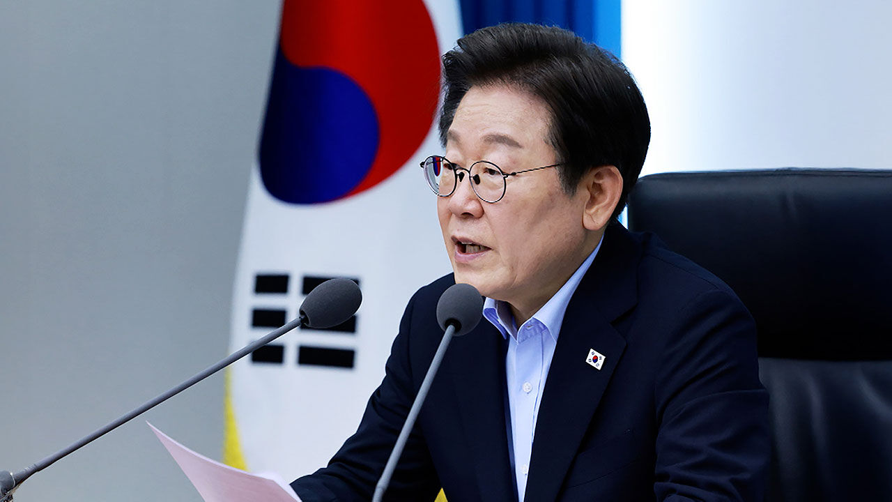 "협상 실패·환율 급등인데"…국민의힘, 이재명 대통령 휴가 비판