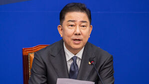 김병기 "대주주 기준, 정부 발표 10억 원서 상향 가능성 검토"