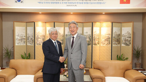 농협 강호동 회장, 베트남 조국전선과 협력 논의…"수출·금융 확대"