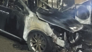 평택서 차량 화재가 주택으로 번져&hellip;인명 피해 없어