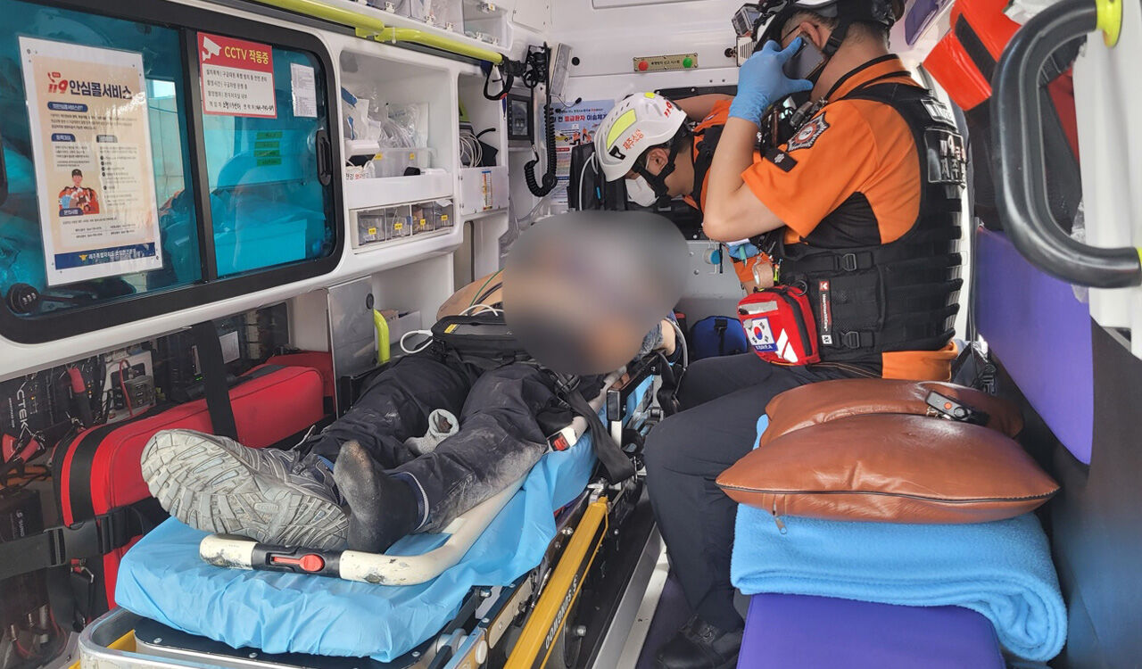 제주 하수처리장 공사장에서 가스 누출…작업자 4명 병원 이송