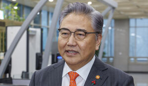 김건희특검, '우크라 순방' 관련 박진 전 외교장관 참고인 소환