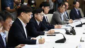 산업장관, 최태원&middot;손경식 만나 "관세 영향 최소화 총력 지원"