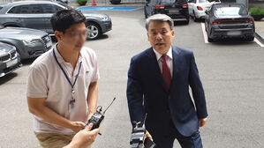 채상병특검, 전 외교·법무 동시 압수수색…'이종섭 도피' 수사