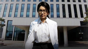 김건희, 내일 피의자 신분 첫 공개 소환…막바지 준비