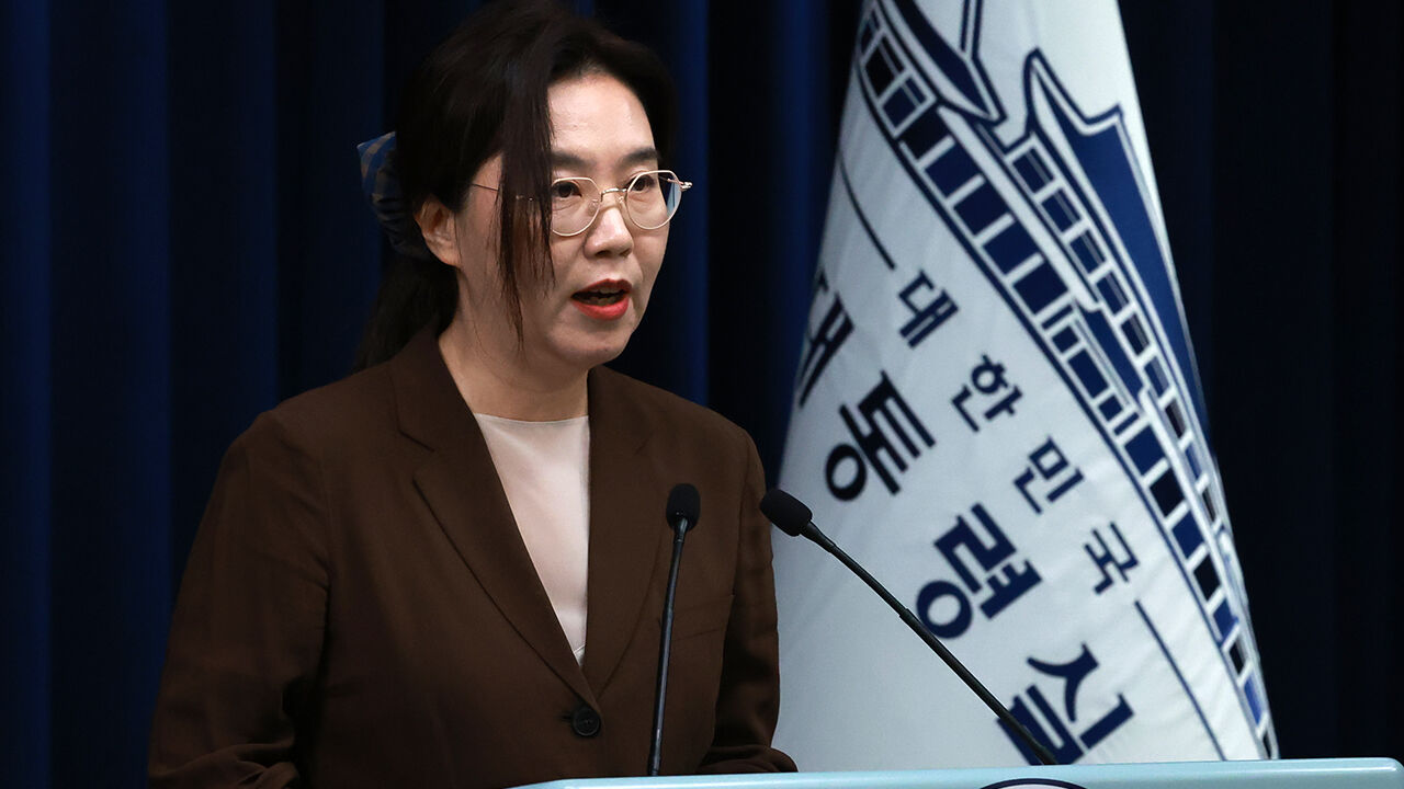 대통령실 "정치인 사면 결정 내리지 않아…민생 사면은 검토 중"