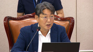 국정위, '주식 차명거래 의혹' 이춘석 해촉&hellip;경제2분과장 교체