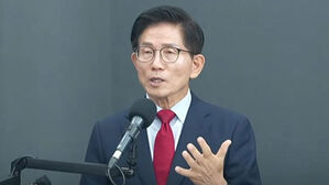 김문수 "계엄으로 아무도 안 죽어&hellip;윤석열 재입당 땐 수용"