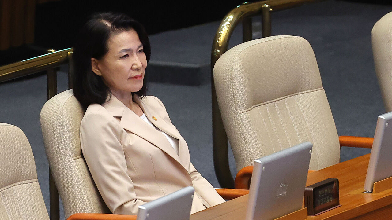 "무죄는 유죄가 될 수 없다"…이진숙 방통위원장, 법인카드 수사에 반박
