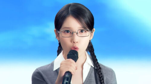 아이유, 다음 달 바이 써머 개최…팬들과 소통 강조