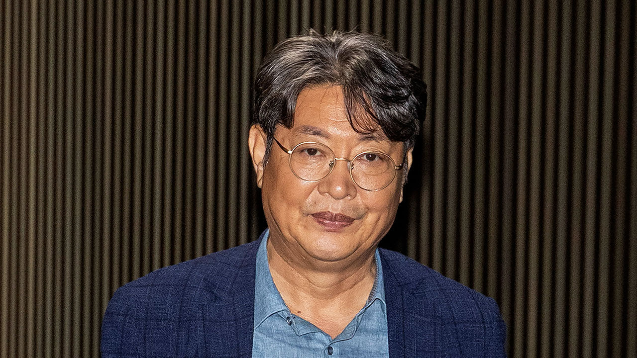 경찰, '주식 차명거래' 보좌관 6시간 조사…이춘석 소환 조율