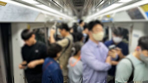 "200만 원 매달 버리는 셈"…출퇴근 2시간 직장인들