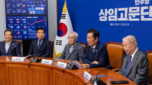 정청래에 쏟아진 원로들의 쓴소리…"당원 아닌 국민 뜻 수렴해야"