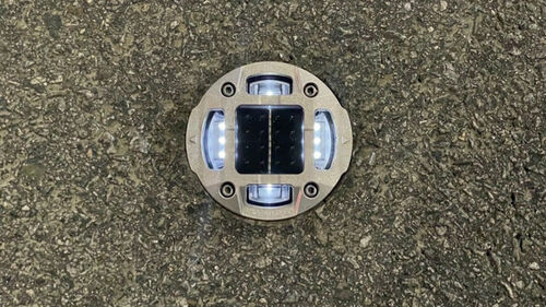 야간·빗길도 선명하게…서울시 '태양광 LED 도로표지병' 확대