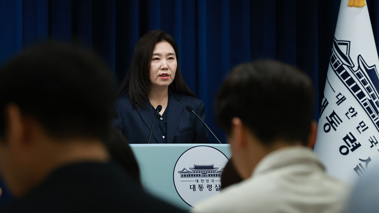 이 대통령, 차관급 인사 10명 임명…'내부 승진' 다수