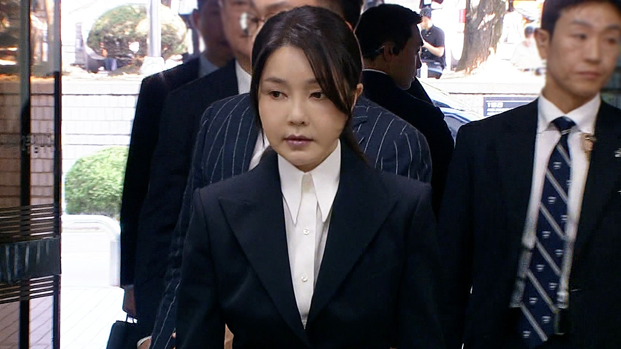 끝까지  안 받았다  부인…오늘 구속 후 첫 소환