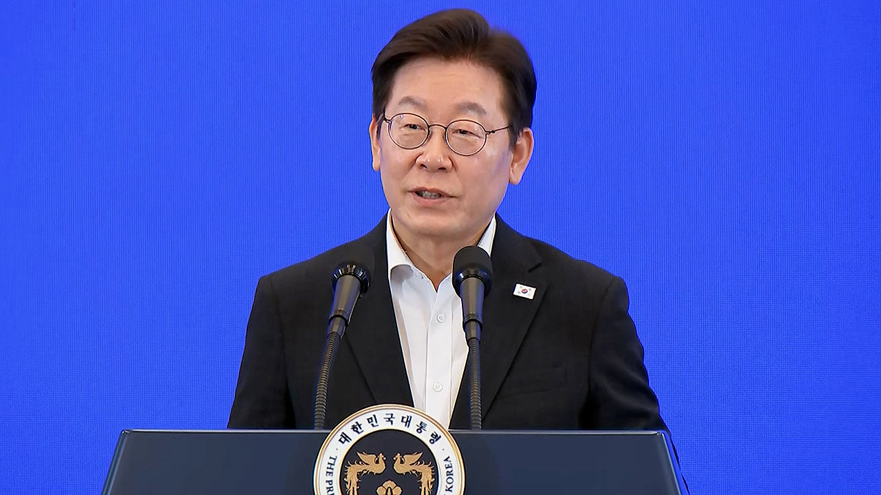 이 대통령 광복절 경축사는 '남북 신뢰회복·미래지향 한일협력'