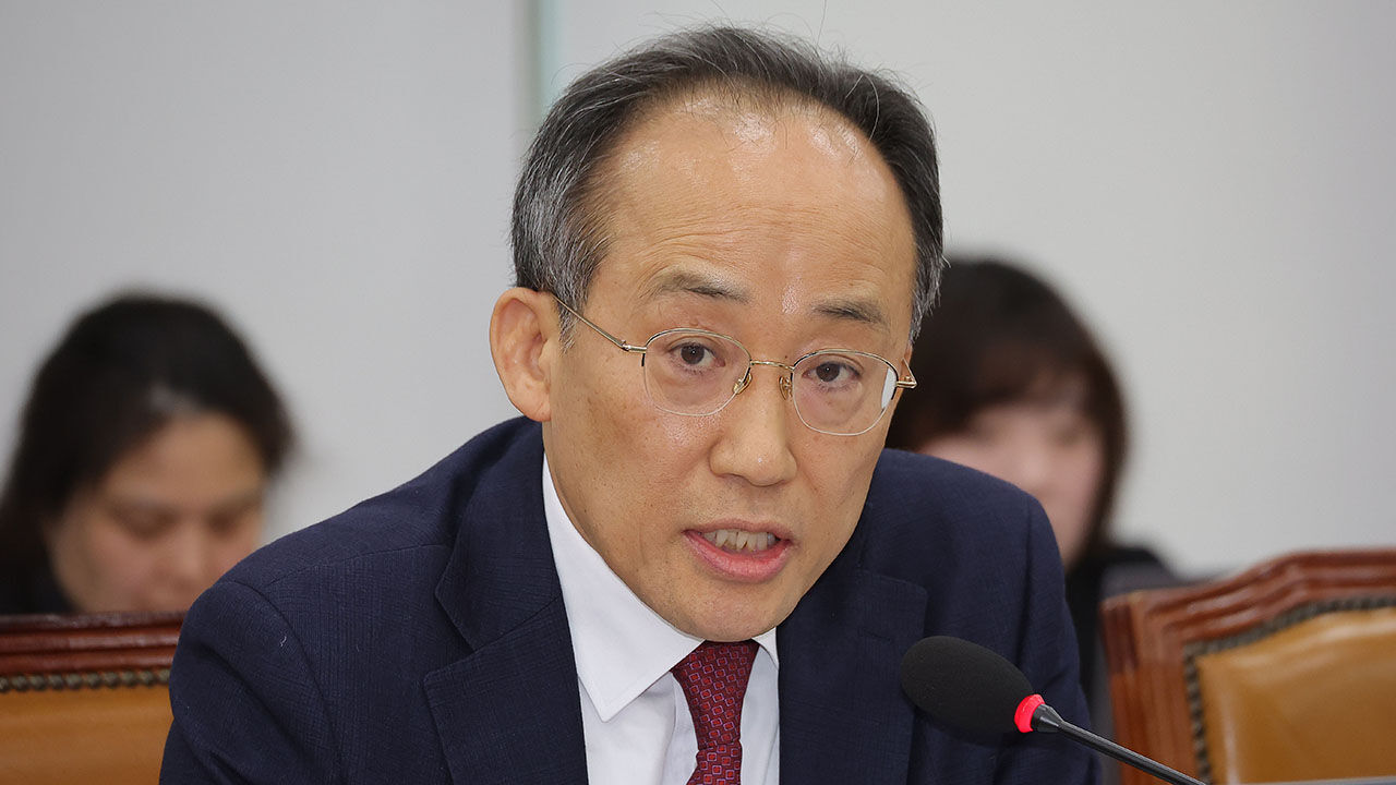 추경호 "계엄 당일 윤과 통화 직후 의총 장소 국회로 변경"