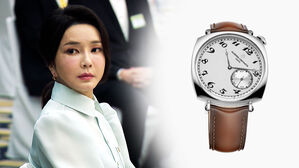 "김건희, 시계값 500만 원만 줘…대통령실 홍보직 제안"