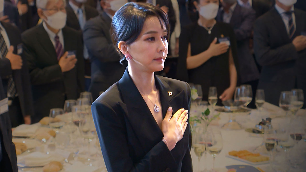 '돌려 받았다' 단서…'김건희-이봉관' 면피 전략 통할까